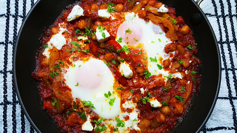 Shakshuka met feta en kikkererwten | Gewoon een foodblog!