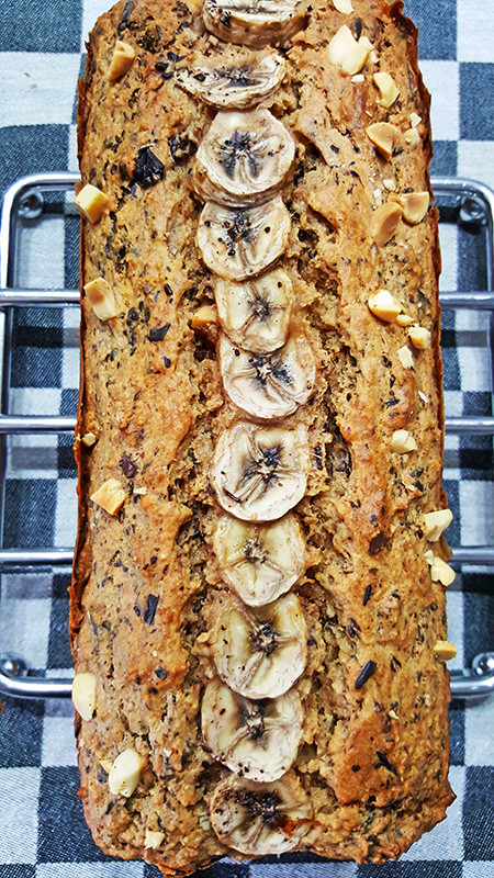 Havermout Bananenbrood met Pindakaas en Chocolade | Gewoon een foodblog!