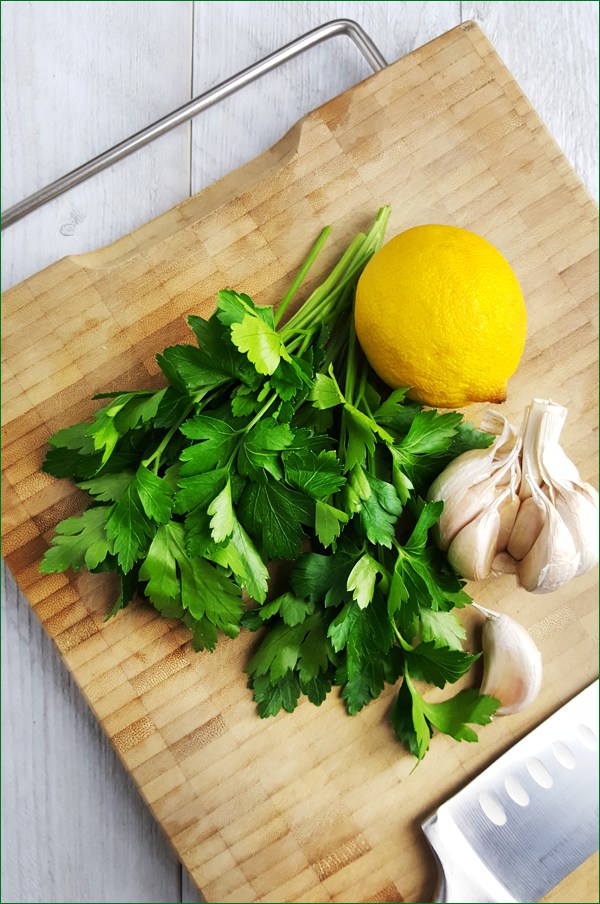 Gremolata voor een bonensalade | Gewooneenfoodblog.nl