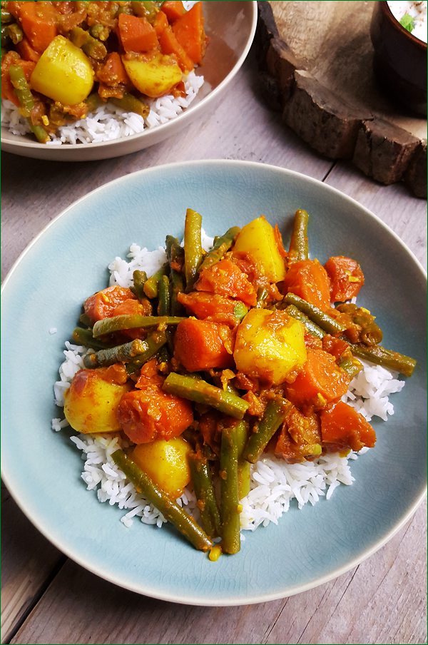 Milde groentecurry uit nepal (Tarkari) | Gewooneenfoodblog.nl