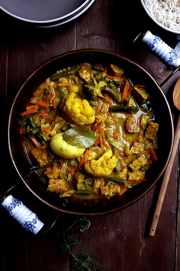 Sajoer lodeh (Indonesische groentecurry) | Gewooneenfoodblog.nl