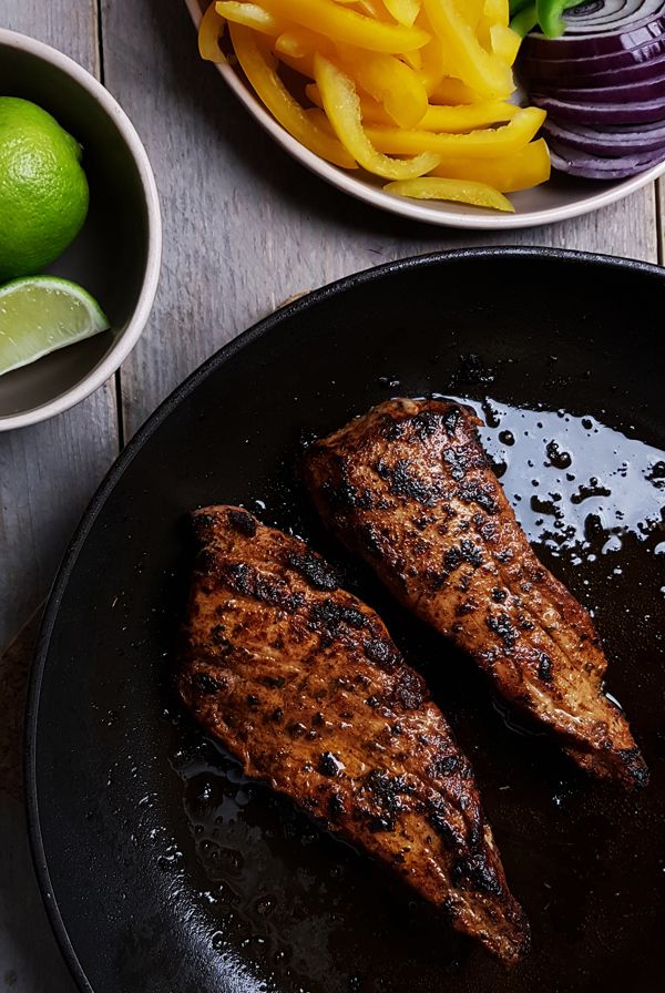 Gebakken varkenshaas voor fajita's | Gewooneenfoodblog.nl