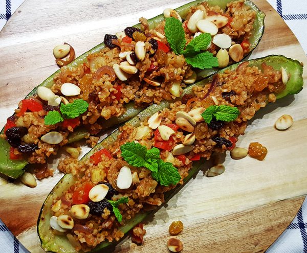 Super Gevulde courgette bootjes met bulgur | Gewoon een foodblog! TC-55