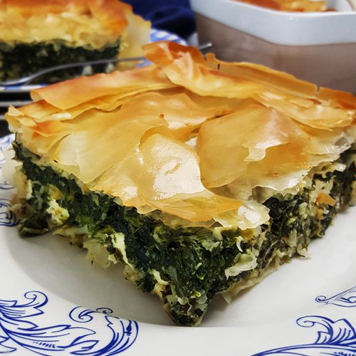 Spanakopita (Griekse taart met spinazie en feta)